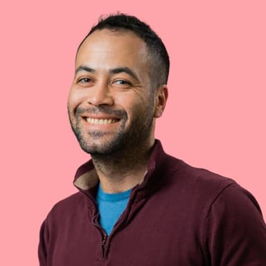 Ja Shia — AI Consultant